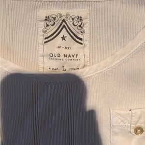 Old Navy Ivory Ribbed Tee